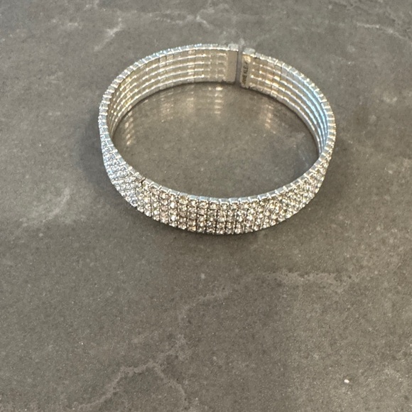 Jewelry - Elegant Silver‎ Bracelet